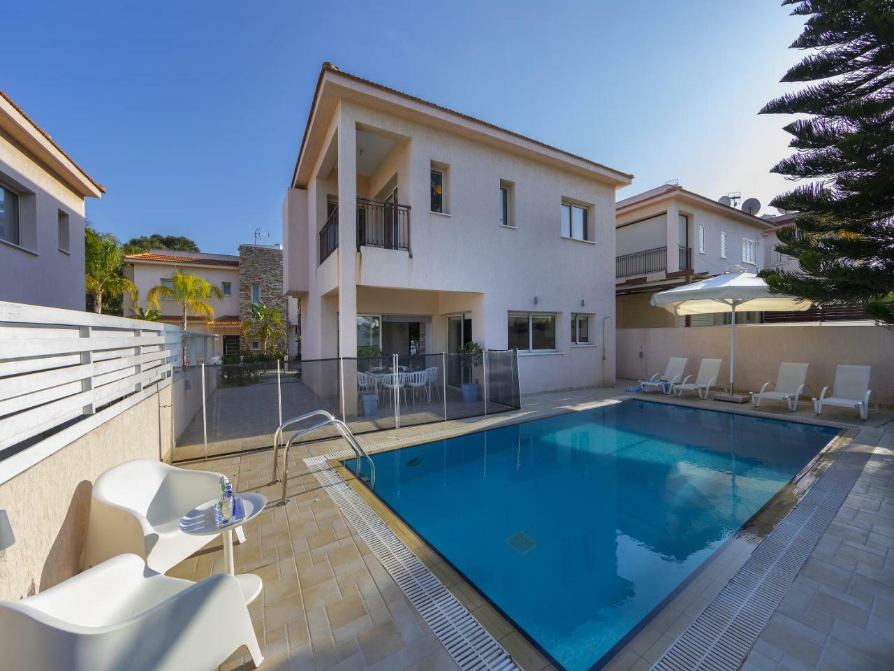 Villa Michelle 2 Протарас Экстерьер фото